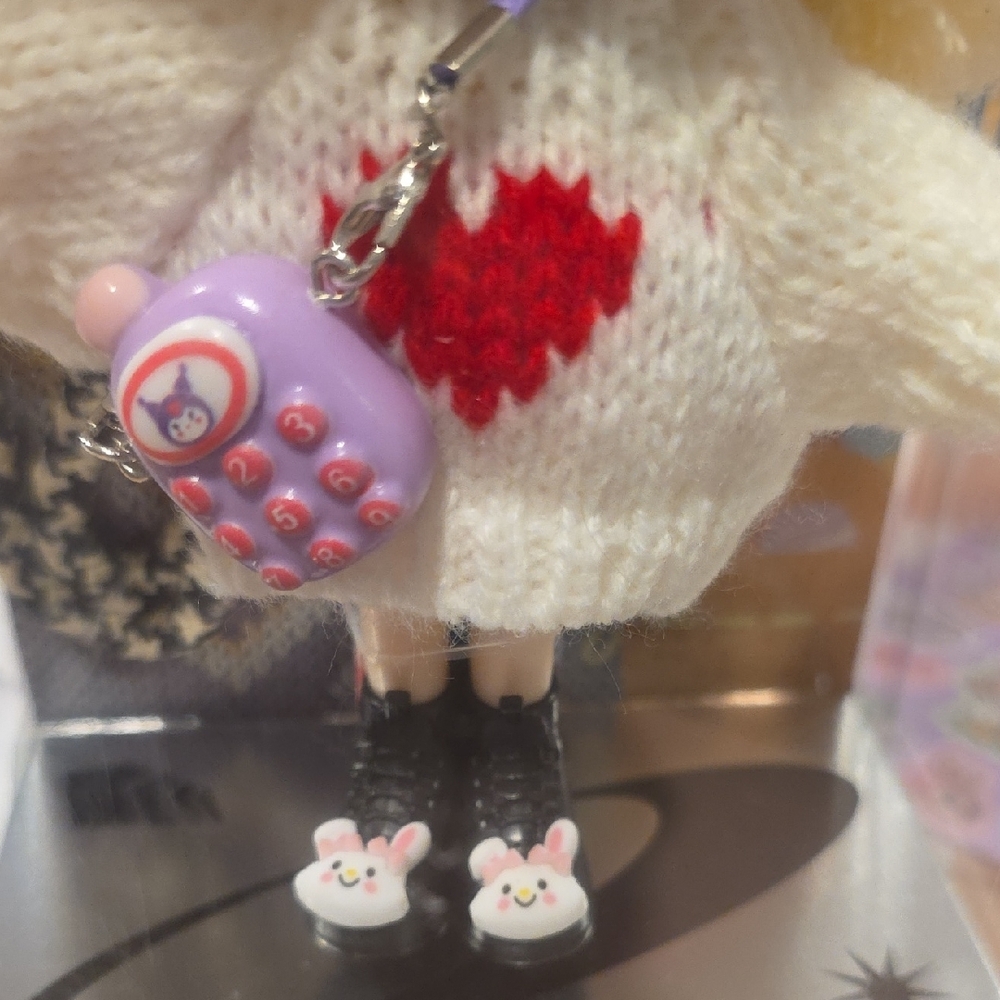 🎀 Bag Charm - Sweater ❤️ - Picture 4 of 7